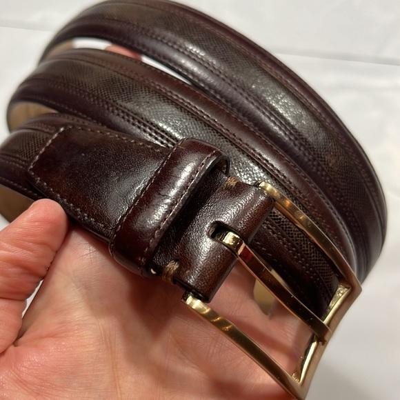 DONALD J. TRUMP 1” Brown Classic leather Belt 44 business BRASS square Buckle 44 - Picture 3 of 14